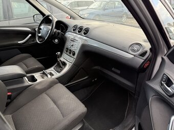 Ford S-Max 2.0i 107KW 7.míst - 5