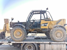 Díly na CAT TH 560 r.2007 - 5