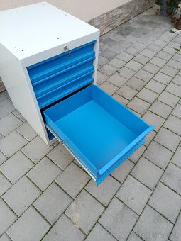 Zásuvkový kontejner - 5
