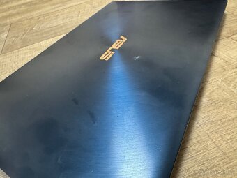 Asus Zenbook 14 - 5