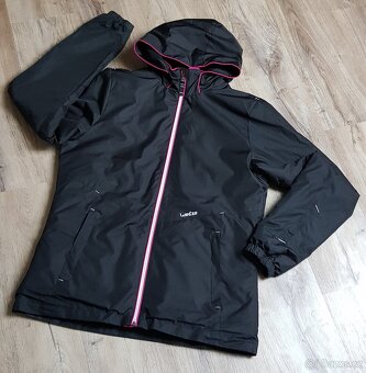 Slabá zimní bunda Wed'ze. Vel.S. - 5