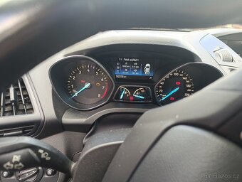 Ford Kuga 1.5 - 5