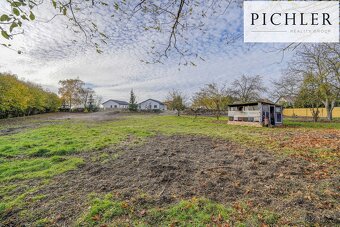 Prodej stavebního pozemku 759 m² - 5