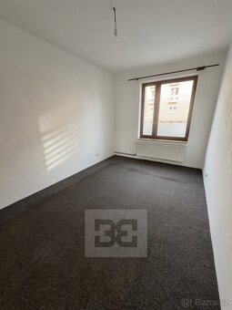 Pronájem bytu 3+1 90 m², Slaný, ev.č. N08561 - 5