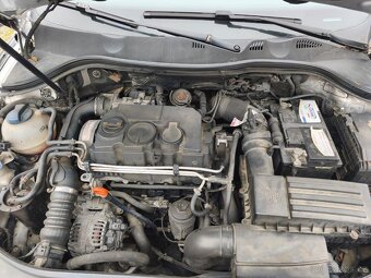 Volkswagen Passat B6 combi 2.0tdi 4x4 - 5