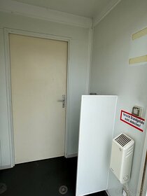 Sanitární WC / sprchový kontejner / Containex 10´ - 5