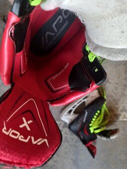 Prodám dětské brusle zn. Bauer Vapor 3XPro - 5