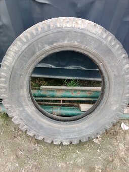 Pneu 6.5. 20 - 5