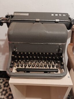 Psací stroj ZETA - 5