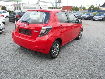 Toyota yaris 1,0 VVT-i 51 kw NAVI KAMERA - 5