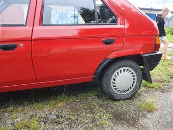 Škoda Favorit 135L 1994 – veterán v perfektním stavu. - 5