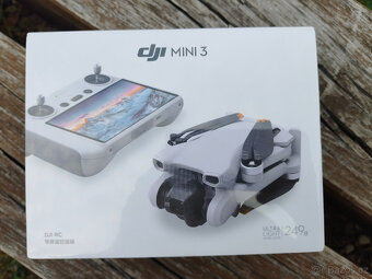 Nový dron DJI Mini 3 (DJI RC) (EU) - dotykové ovládání - 5