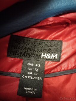 H&M zimní dámská bunda velikost 40/42. - 5