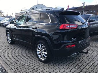 Jeep Cherokee 2,0 - 5