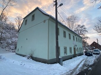 Prodej penzionu s restaurací, sálem a ubytováním – Ves 3 - 5