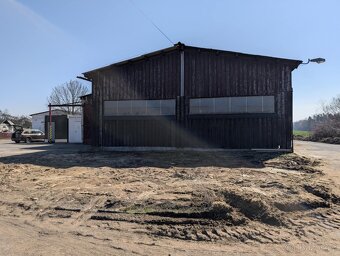 stavební pozemek 1250m2 s výrobním areálem - 5