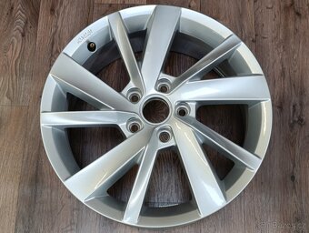 5x112 Volkswagen 6,5Jx17 ET46 GAVIA č. 5H0071497 alu disky - 5