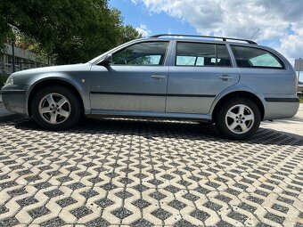 Škoda Octavia Tour 1.6 MPI - 5