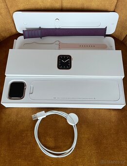 Prodám Apple Watch 5 44mm - 5