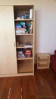 Stěna a skříň z dětského pokoje - 5
