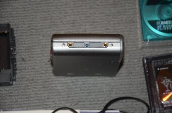 MD minidisc SONY MZ-R35, DO, sluch,,manual, adapter AA bater - 5