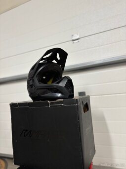 Integrální helma Fox typ:Rampage - 5