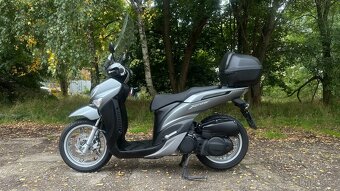 Yamaha Xenter 150 r.v. 2016 - 5
