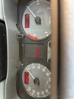 Škoda Octavia 1.9 TDI 66 kW - rok1997 vhodná na veterána - 5