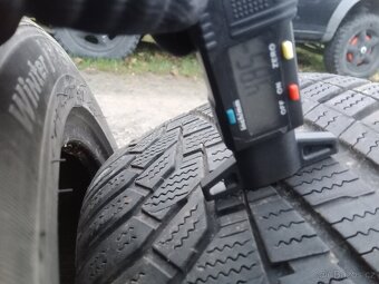 Zimní pneu Hankook Winter icept evo2 215/45/17 - 5