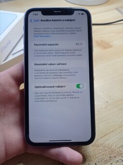 iPhone 11 (128GB) - 5