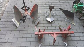 Prodám motokultivátor MKS - 60 a nástroje - 5