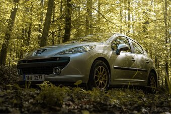 Peugeot 207 1.4 VTI 70 KW - 5