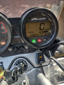 Suzuki gsf 650 N REZERVOVÁNO - 5