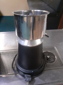 Odšťavňovač Horeca select - 5