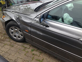 BMW E39 525i 141kW rok 2001 sedan automat - díly - 5