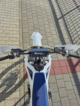 HUSQVARNA FC 250 - 5