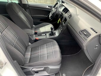 Volkswagen Golf 1.2 TSi 81 kW SERVISKA r.v. 11/2015 - 5