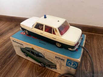 Retro autíčko Wartburg - 5