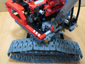 LEGO 8294 Bagr - 5