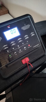 Běžecký pás motorový Christopeit Treadmill CS 3000 - 5