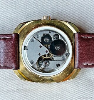 Československé Retro Vintage Mechanické hodinky PRIM Hulk zo - 5