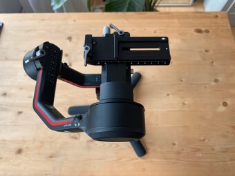 Stabilizátor DJI RS3 pro - 5