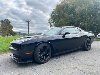 Dodge Challenger 5.7 - 5