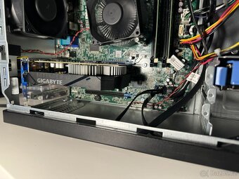 Dell i7, GTX 1650, 16Gb Ram - 5