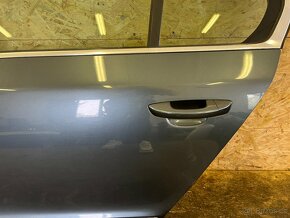 KOMPLETNÍ LEVÉ ZADNÍ DVEŘE ŠKODA SUPERB 2 LF7Y - 5