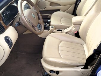 Jaguar X-Type, 2.5 V6 AWD - 5