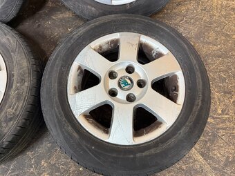 SADA ALU KOL ŠKODA 1Z0601025K 5x112 57,1mm ET47 195/65 R15 - 5