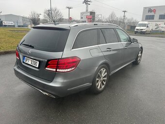 Mercedes w212 e220 - 5