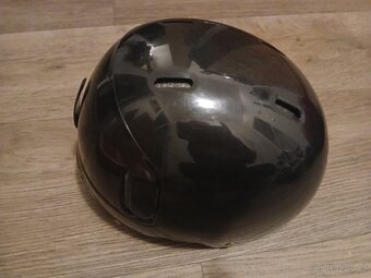 Dětské brusle (+ dvě helmy) - 5