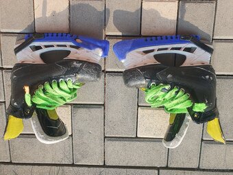 Žákovská hokejová výstroj CCM Bauer - 5